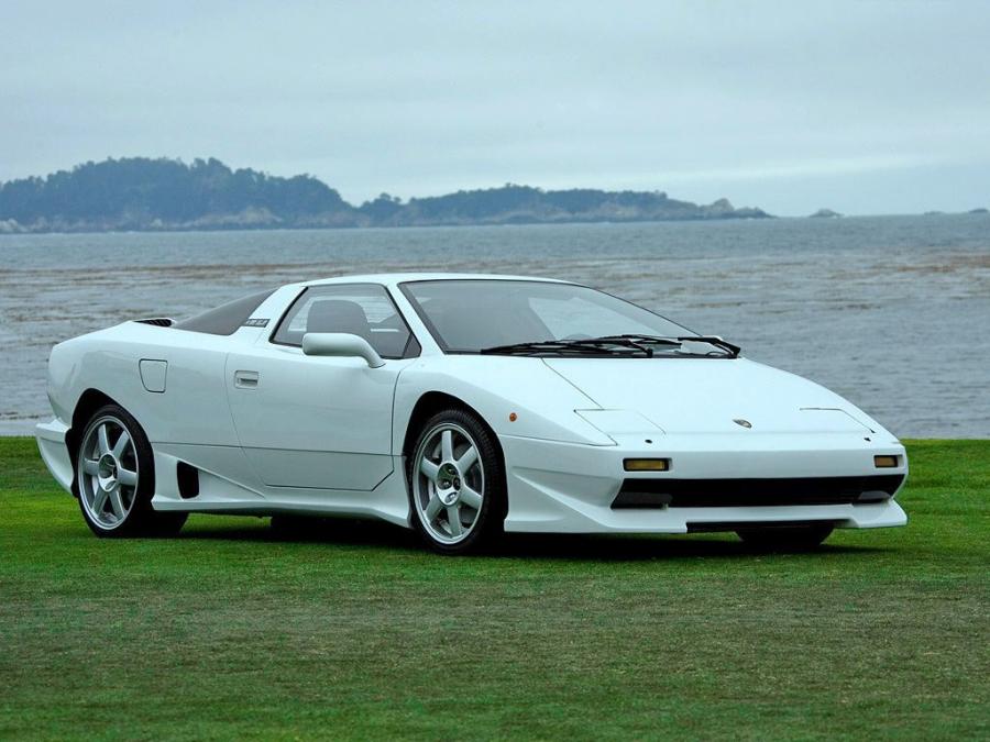  Lamborghini P140 1989 года  (фото 1 из 4)